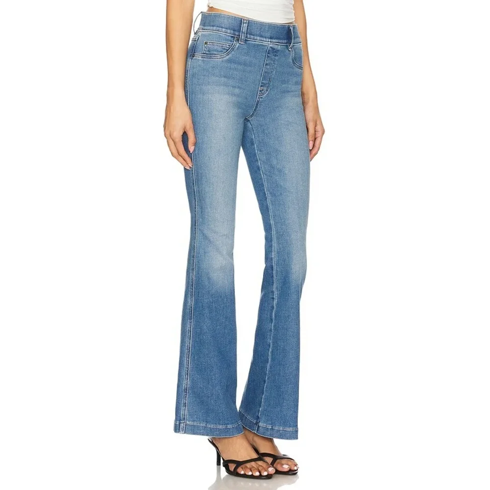 SPANX Flare Leg Stretch Denim Jeans in Stonewash Blue Women Small $148